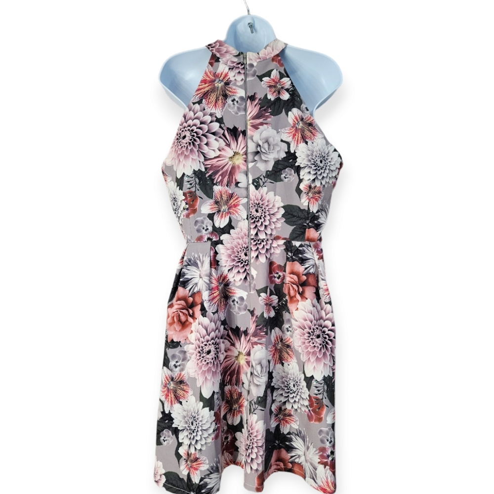 NWOT Asos Paper Dolls gray purple floral fit & flare racer back dress Womens 12 - Picture 7 of 9
